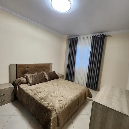 Apartament E.i.r *