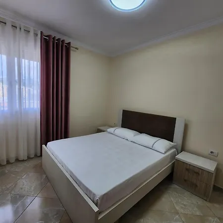 E.i.r Lägenhet Vlorë