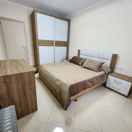 E.i.r Apartament
